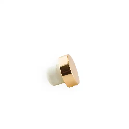 gold-diffuser-stop-on-white